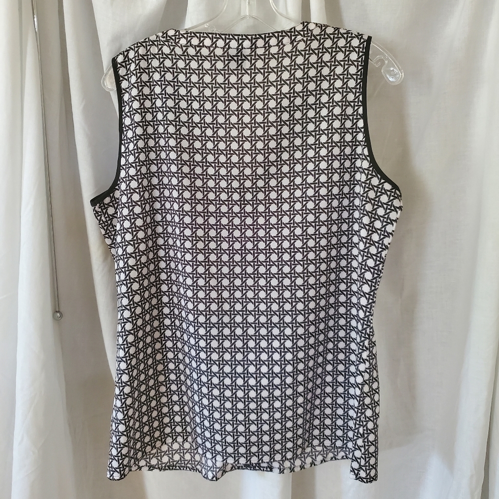 Blouse - Picture 2 of 2